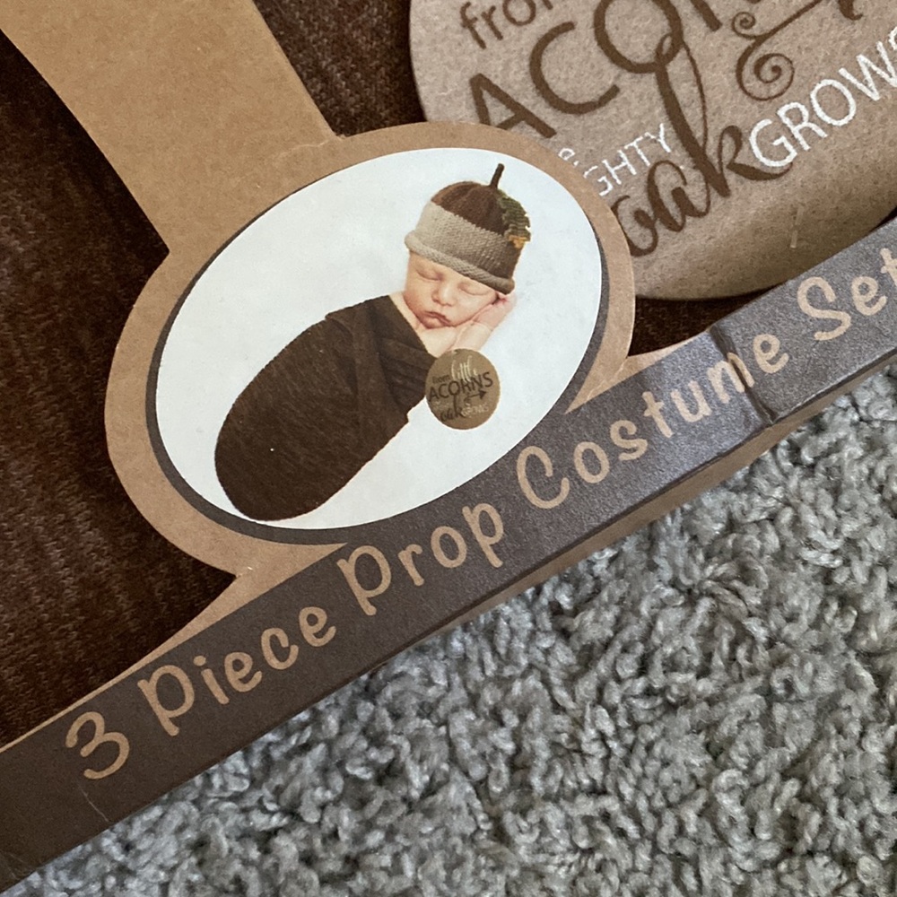 Infant Photoshoot set 😍 - Picture 2 of 2
